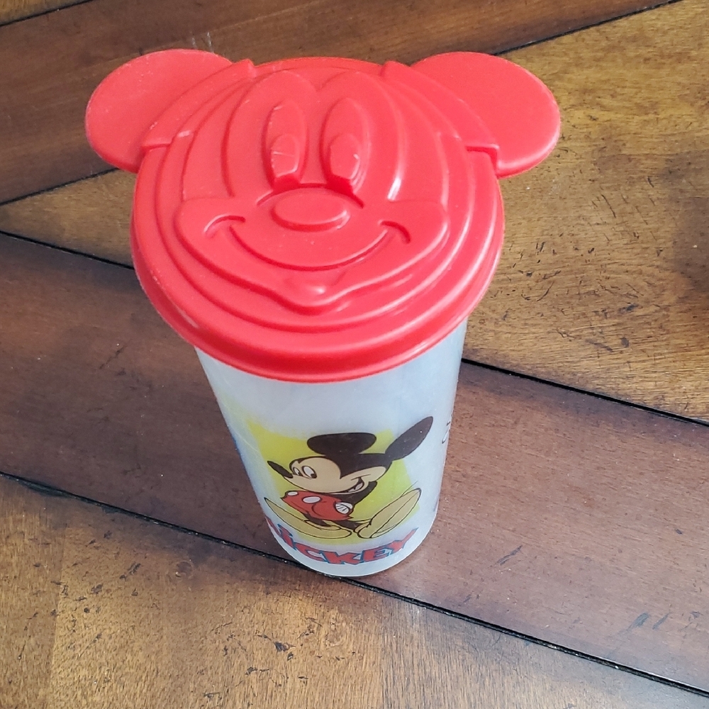 Tupperware Disney Mickey Mouse Red Snack Container - Picture 6 of 6